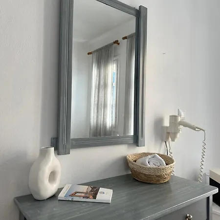 Celeste Naxos Chora 3*