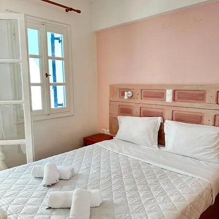 Celeste Naxos Chora 3*